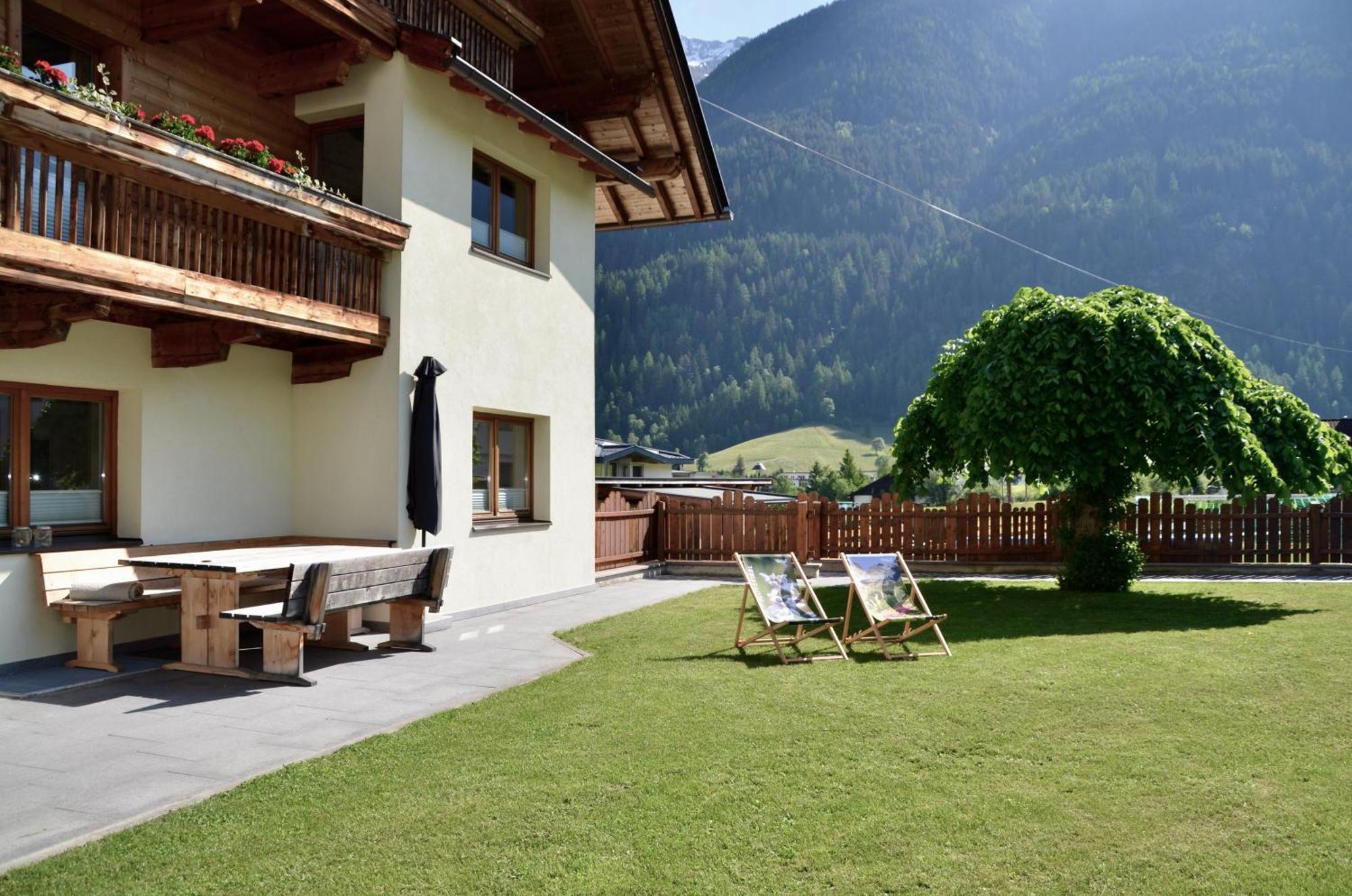 אומהאוזן Ferienhaus Tirol Im Oetztal מראה חיצוני תמונה