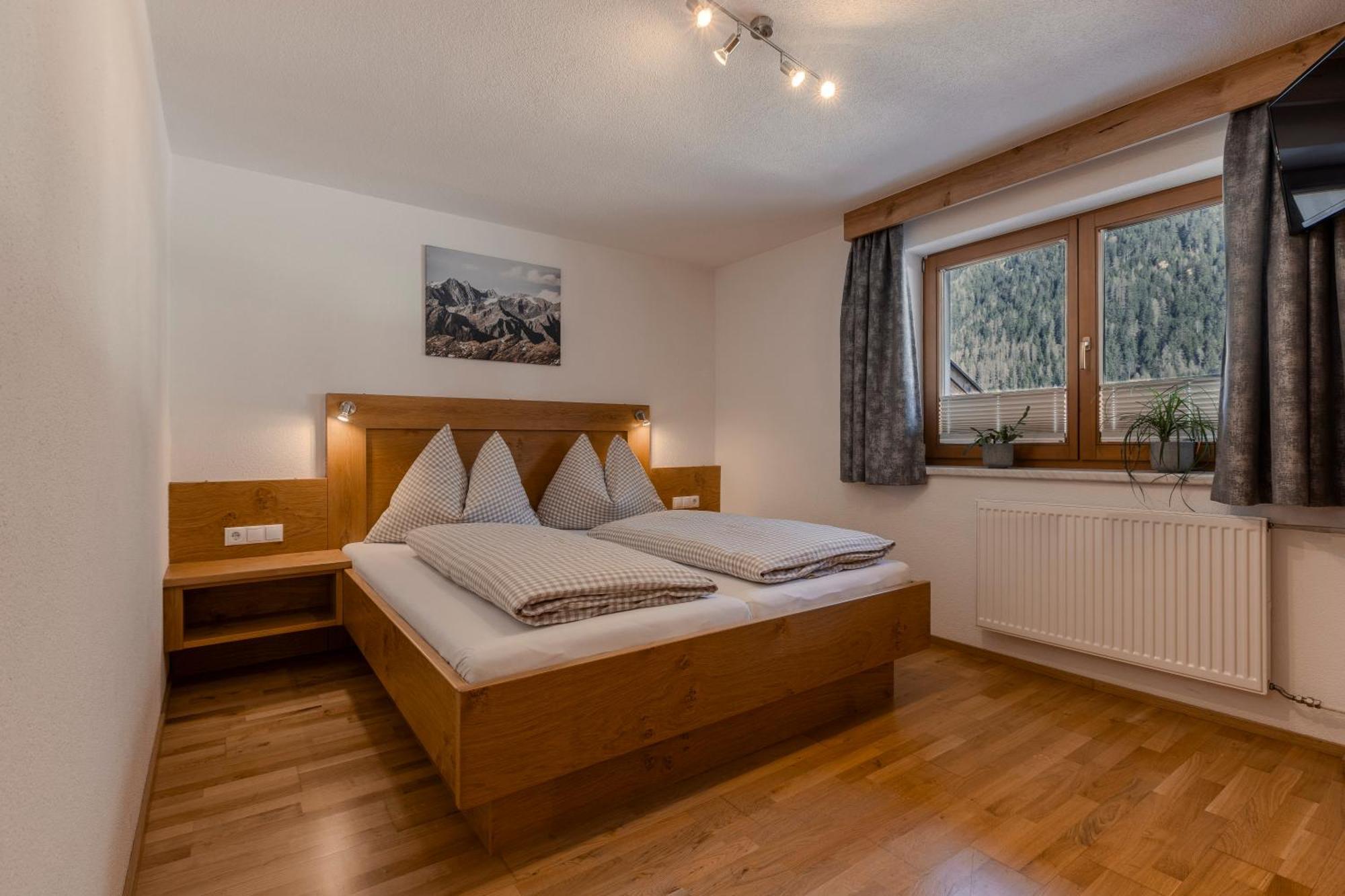אומהאוזן Ferienhaus Tirol Im Oetztal מראה חיצוני תמונה